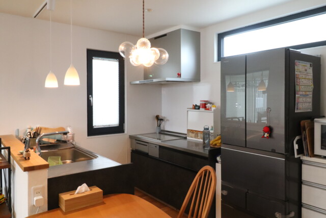 中堤町施主インタビュー　ダイニング｜岩手県で高断熱高気密注文住宅を考えるなら大共ホームの画像