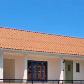 青い窓の家外観｜盛岡市で大屋根のお家をお考えの方は高断熱高気密注文住宅の大共ホームの画像