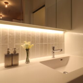 間接照明で高級感を｜盛岡市で平屋をお考えの方は高断熱高気密注文住宅の大共ホームの画像