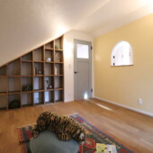 造作棚　子供部屋｜盛岡市で大屋根のお家をお考えの方は高断熱高気密注文住宅の大共ホームの画像