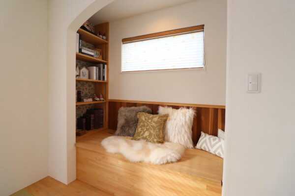 収納たっぷりヌックスペース|岩手県で高断熱新築一戸建てを考えるなら大共ホームの画像