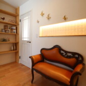 ミナペルホネンのタイルを貼ったニッチ｜岩手県で高断熱新築一戸建てを考えるなら大共ホームの画像