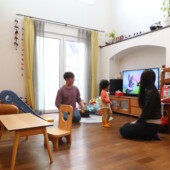 家族団欒♪｜岩手県で高断熱高気密新築一戸建てを考えるなら大共ホームの画像