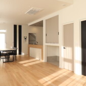 ワンちゃんと暮らす床暖房の家｜Ua値0.23の高断熱高気密注文住宅大共ホームの画像