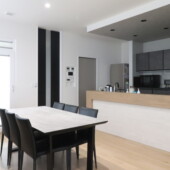 ホテルライクなダイニングキッチン｜Ua値0.23の高断熱高気密注文住宅大共ホームの画像