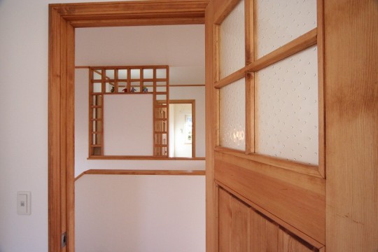 自宅deサロンの家　扉の画像
