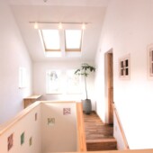 ― 2世帯で暮らす家in雫石―　階段の画像