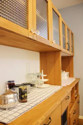 ～ プライベートデッキで憩う大屋根の家～　造作収納の画像